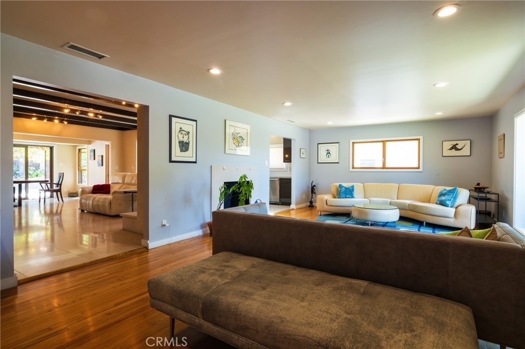 5220 E Los Flores Street - Photo 6