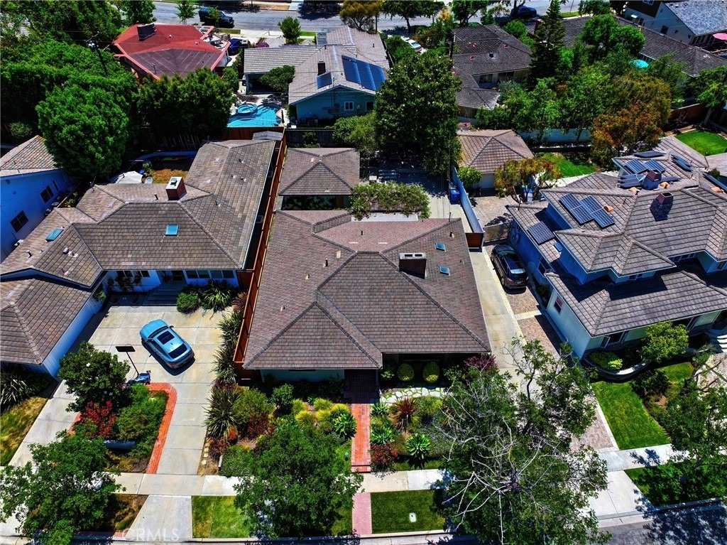 5220 E Los Flores Street - Photo 34