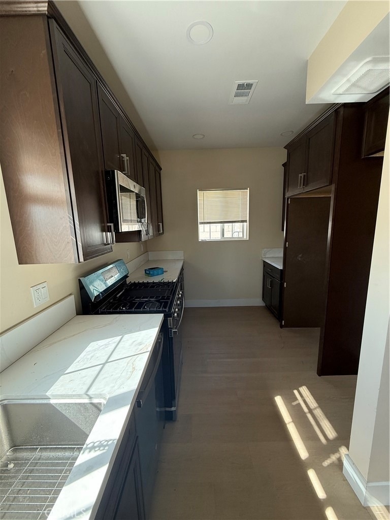 11844 Hollyview Drive - Photo 6