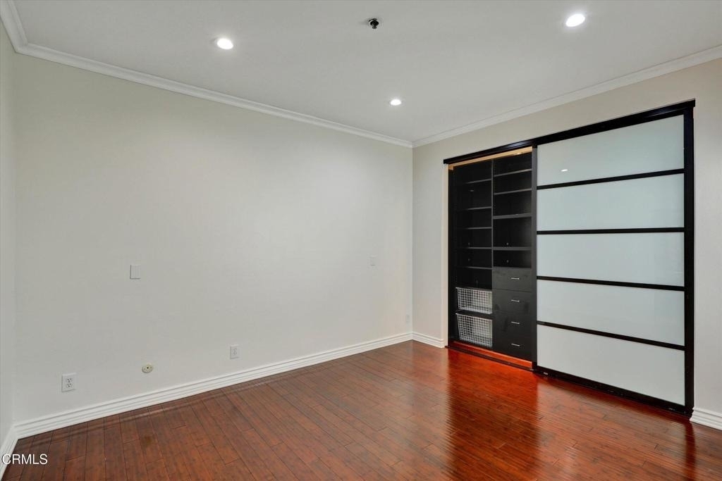 1310 E Orange Grove Boulevard - Photo 19