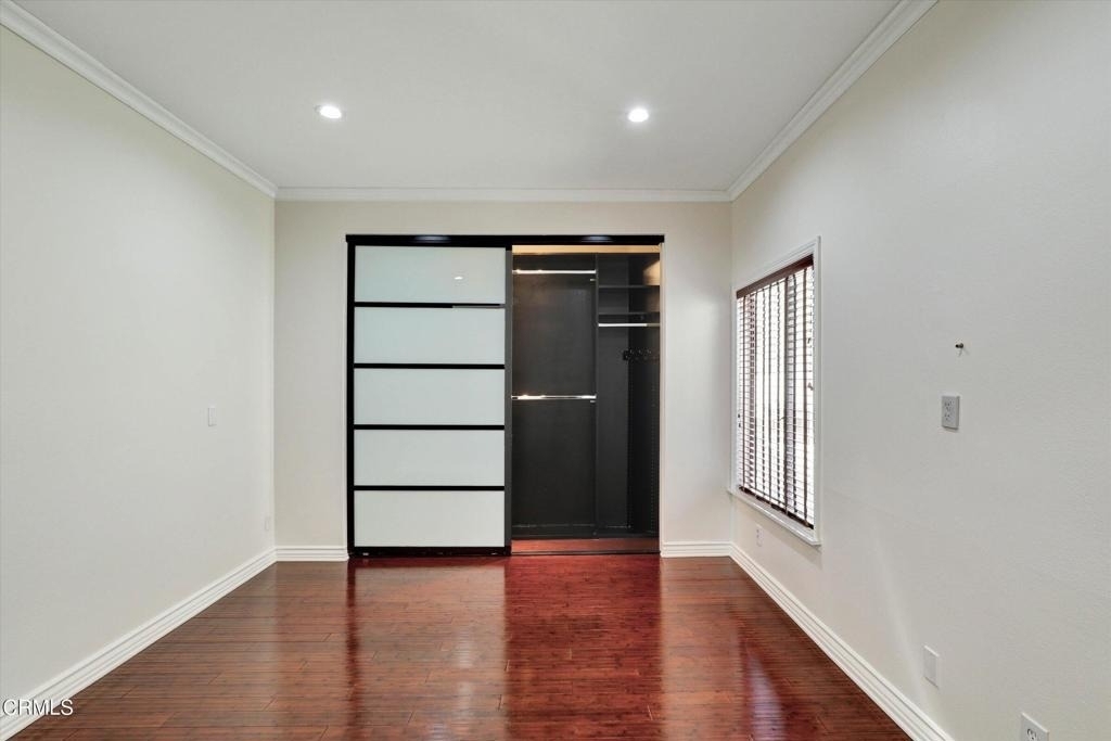 1310 E Orange Grove Boulevard - Photo 20