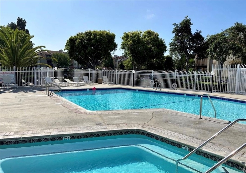 4791 Lago Drive - Photo 17