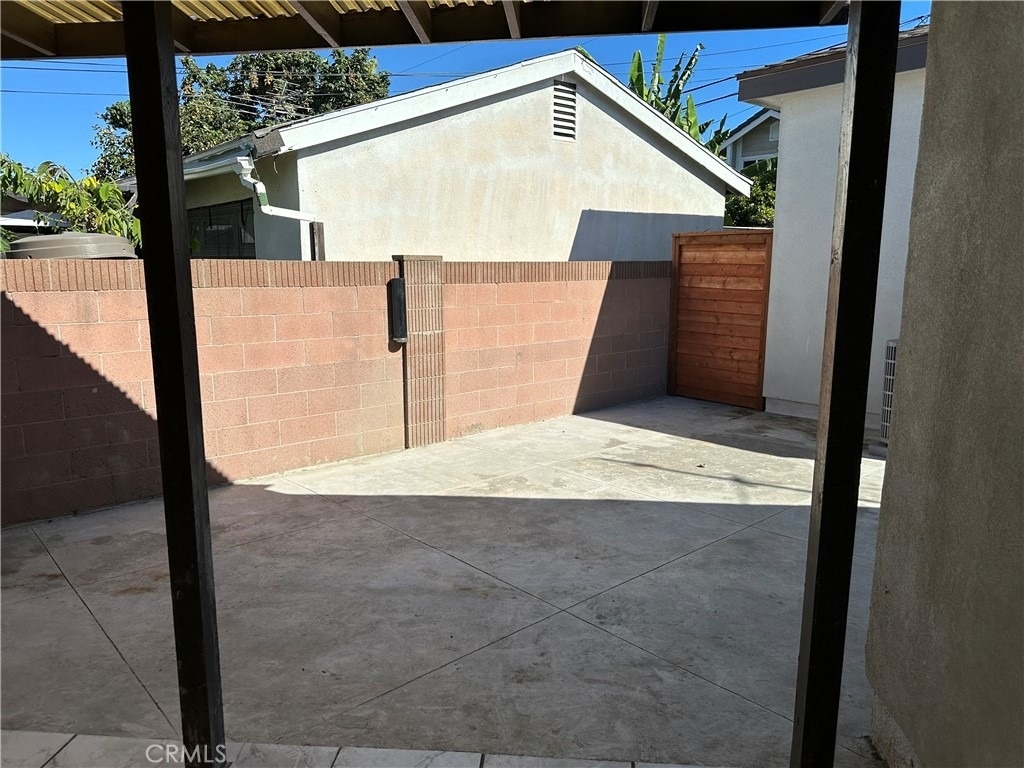 10742 Dorothy - Photo 11