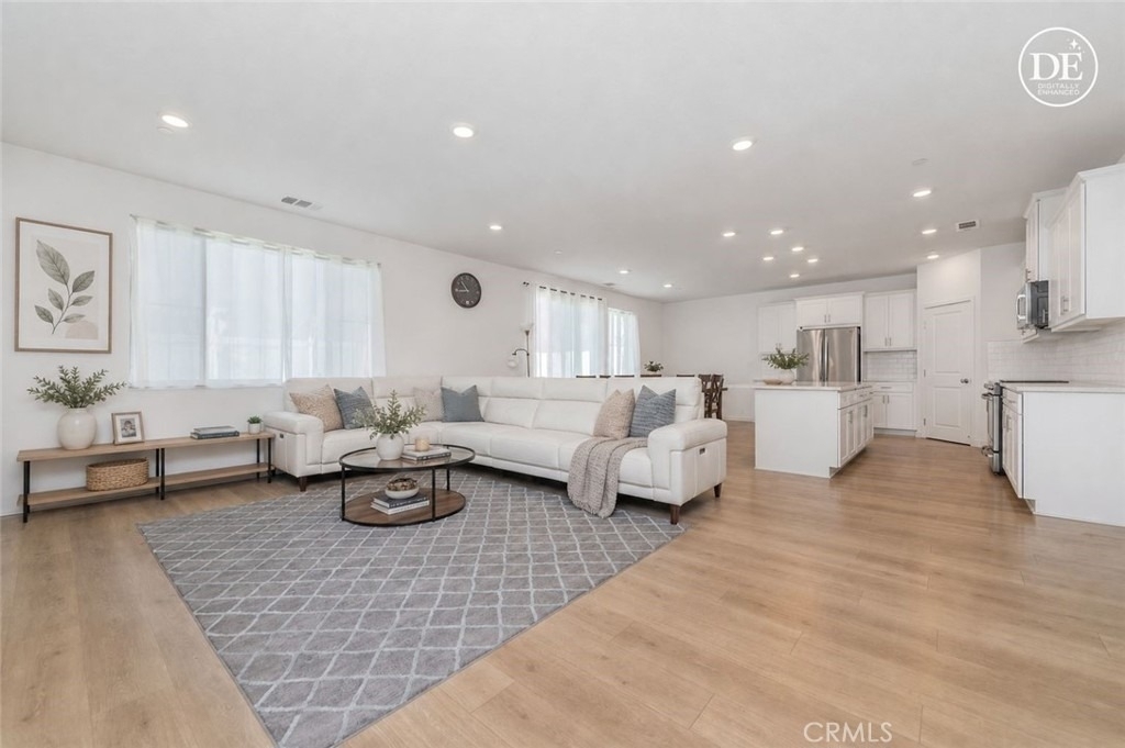 2239 Melogold - Photo 2