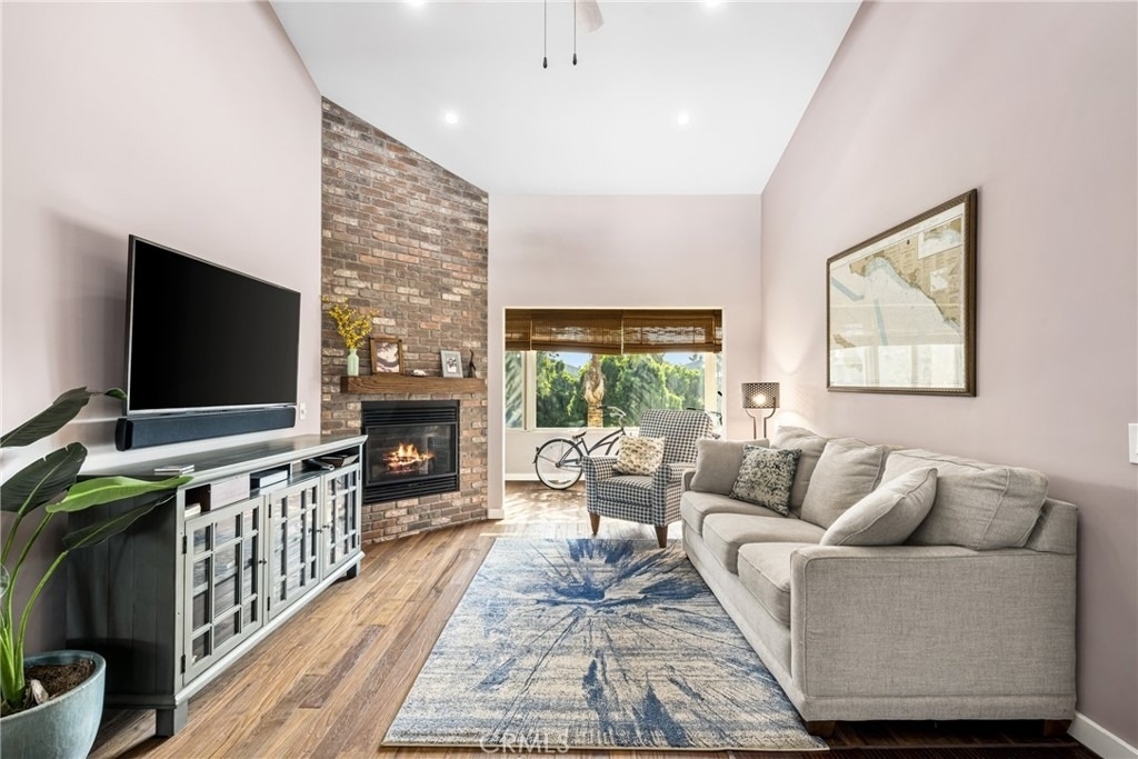16877 Bluewater Lane - Photo 4