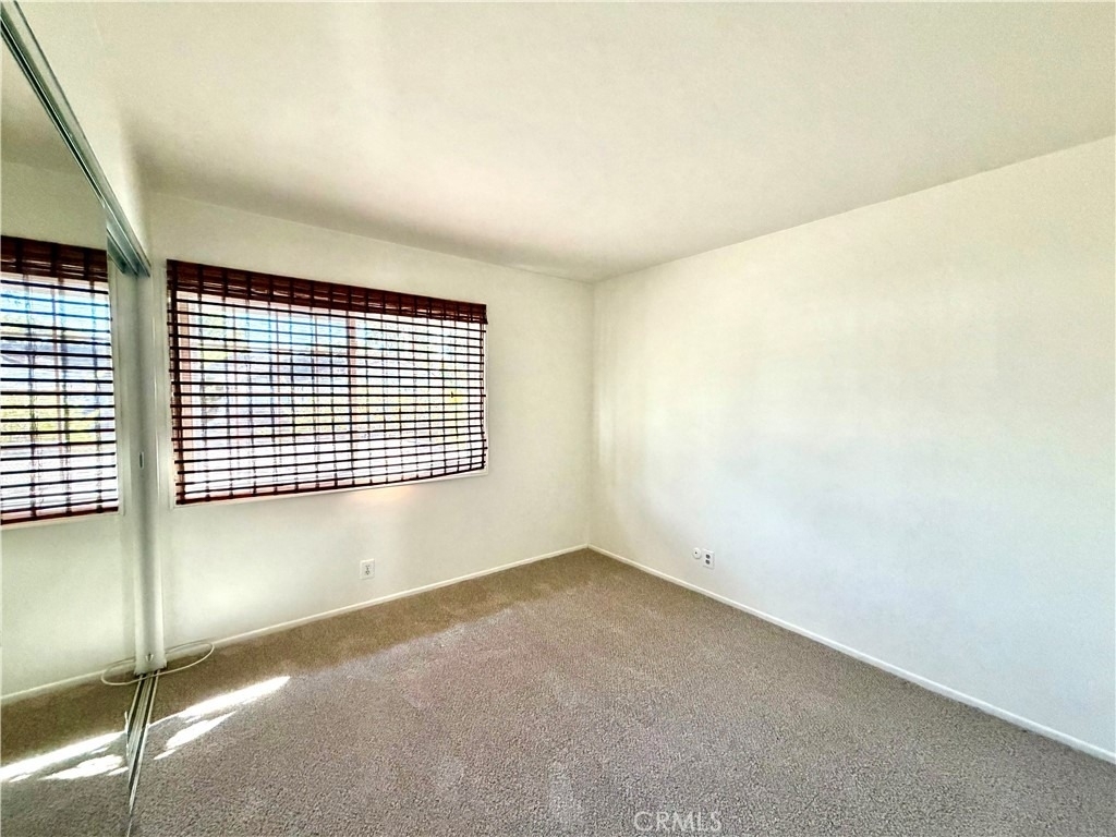 22661 Spring Lake Lane - Photo 8