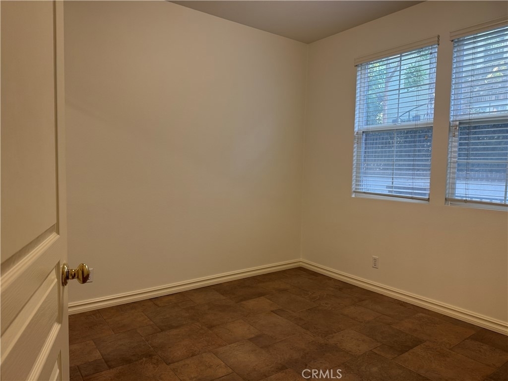 4 Bloomington - Photo 24