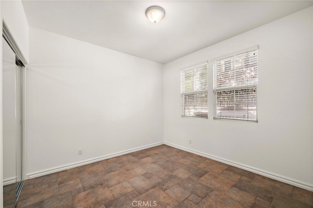 4 Bloomington - Photo 15