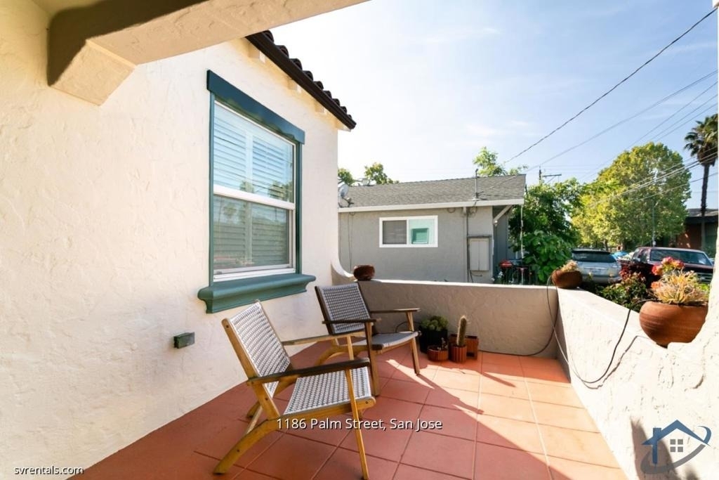 1186 Palm Street - Photo 17