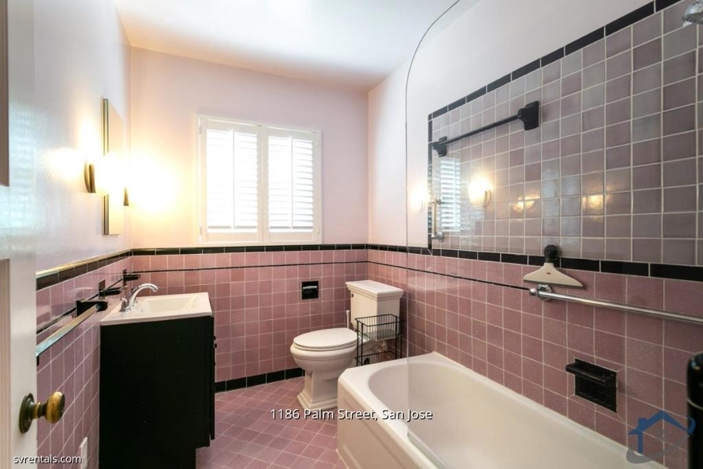 1186 Palm Street - Photo 10