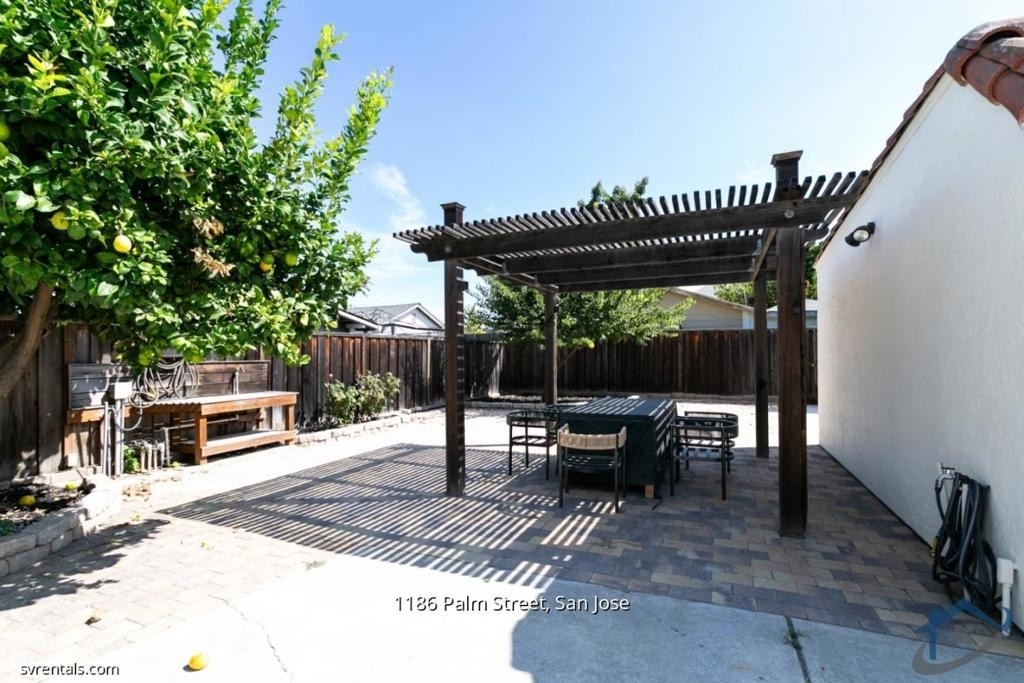1186 Palm Street - Photo 21