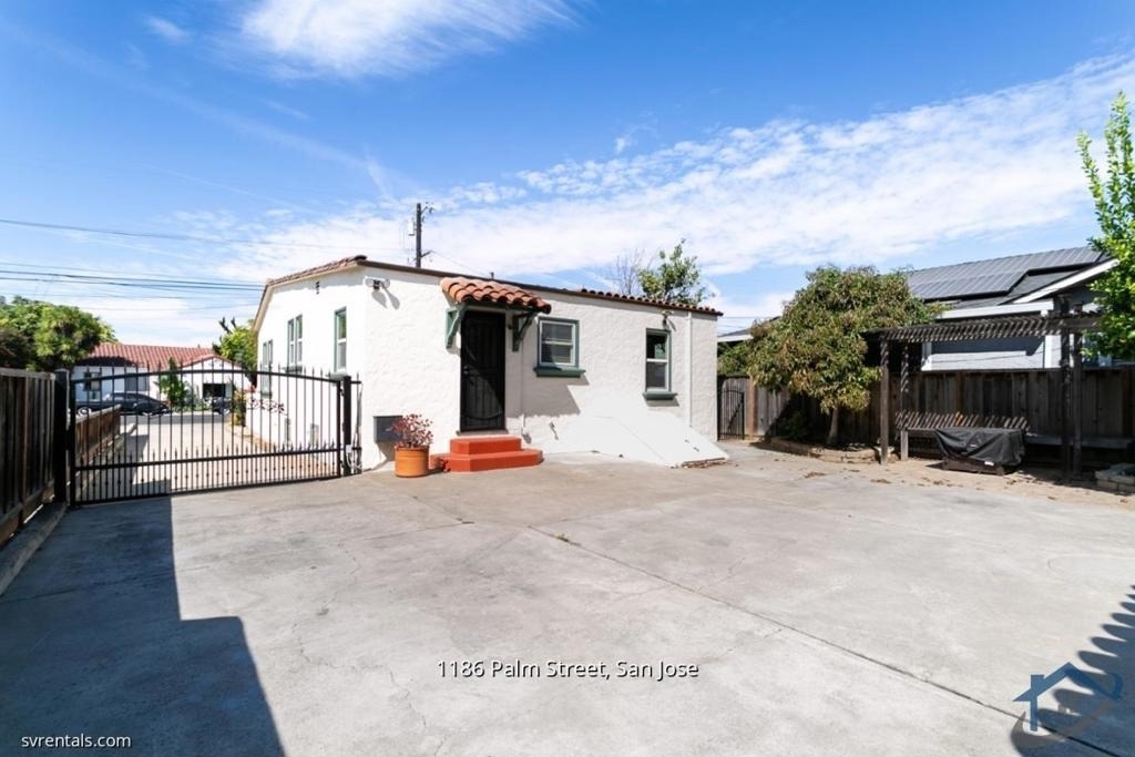 1186 Palm Street - Photo 19