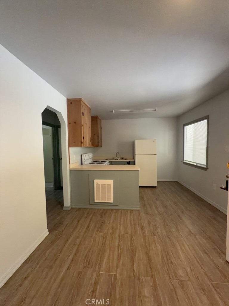 6599 Hohape Avenue - Photo 2