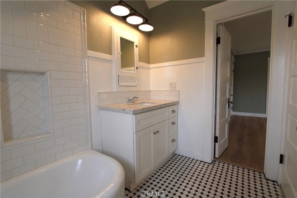 24 W Olive Avenue - Photo 10
