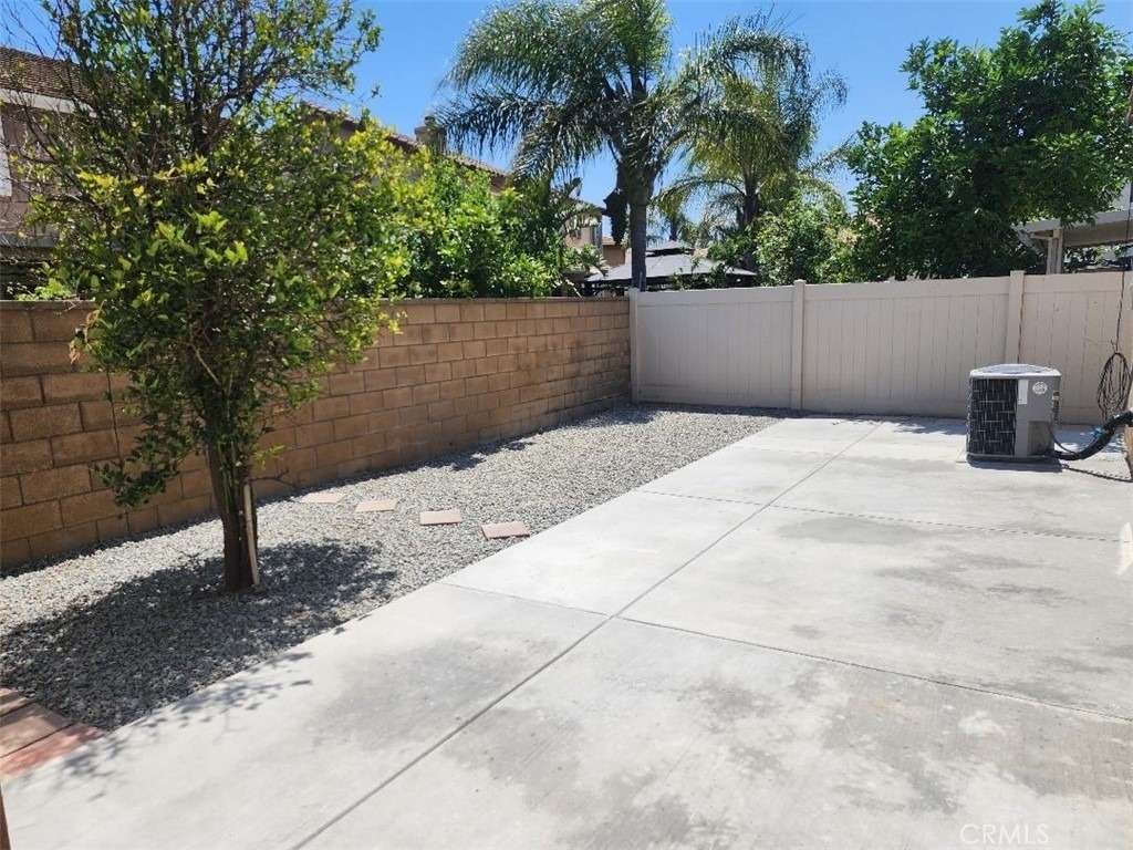 5492 Harmony - Photo 14