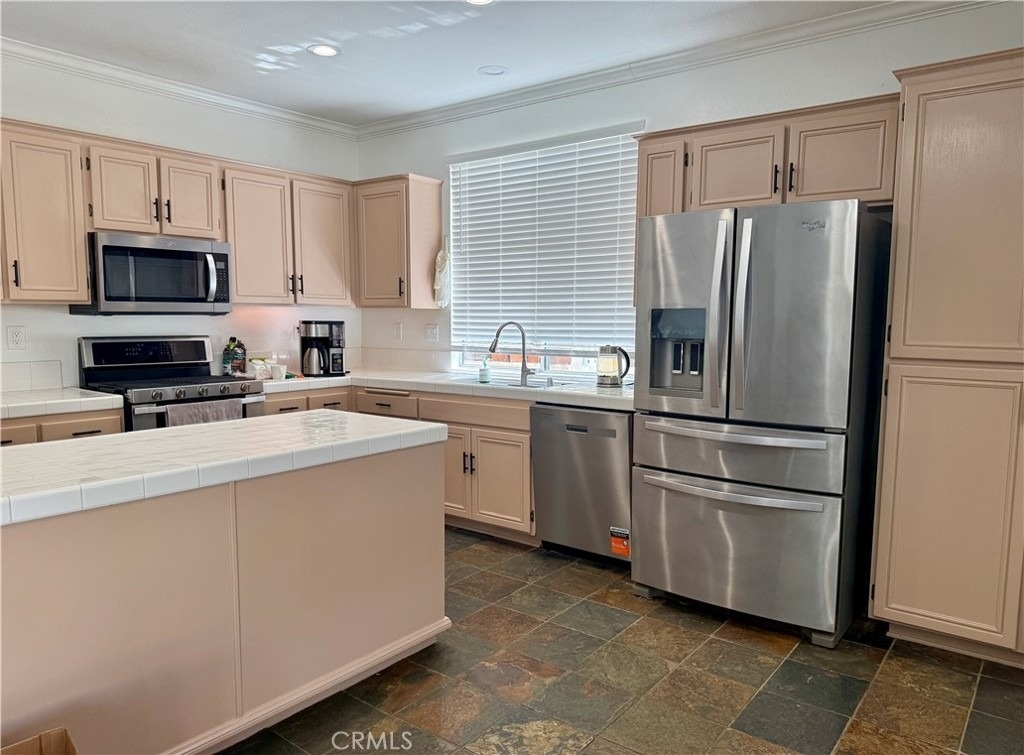 27577 Echo Canyon Court - Photo 3