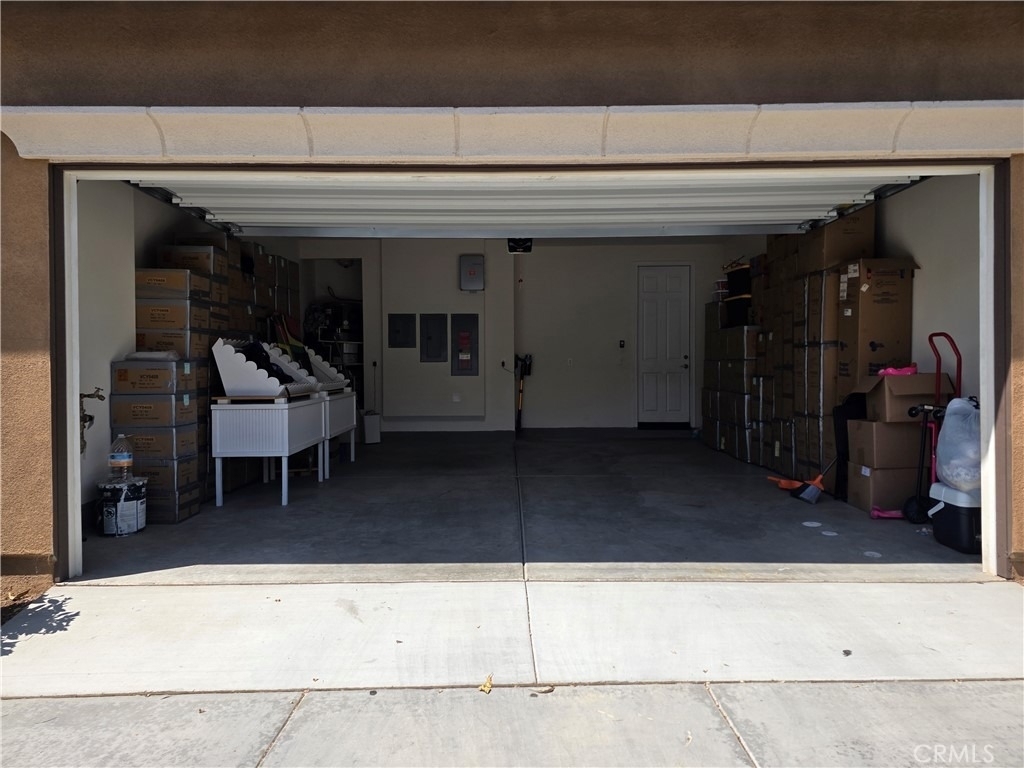24115 Hillcrest - Photo 20