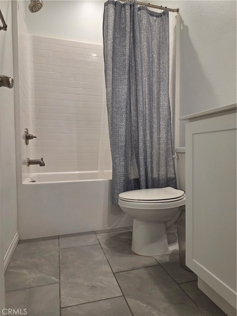 24115 Hillcrest - Photo 16