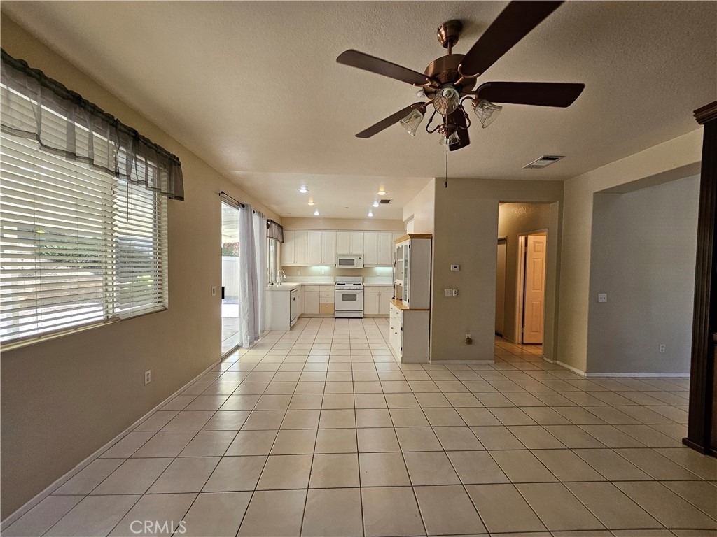 1366 Withorn Court - Photo 3