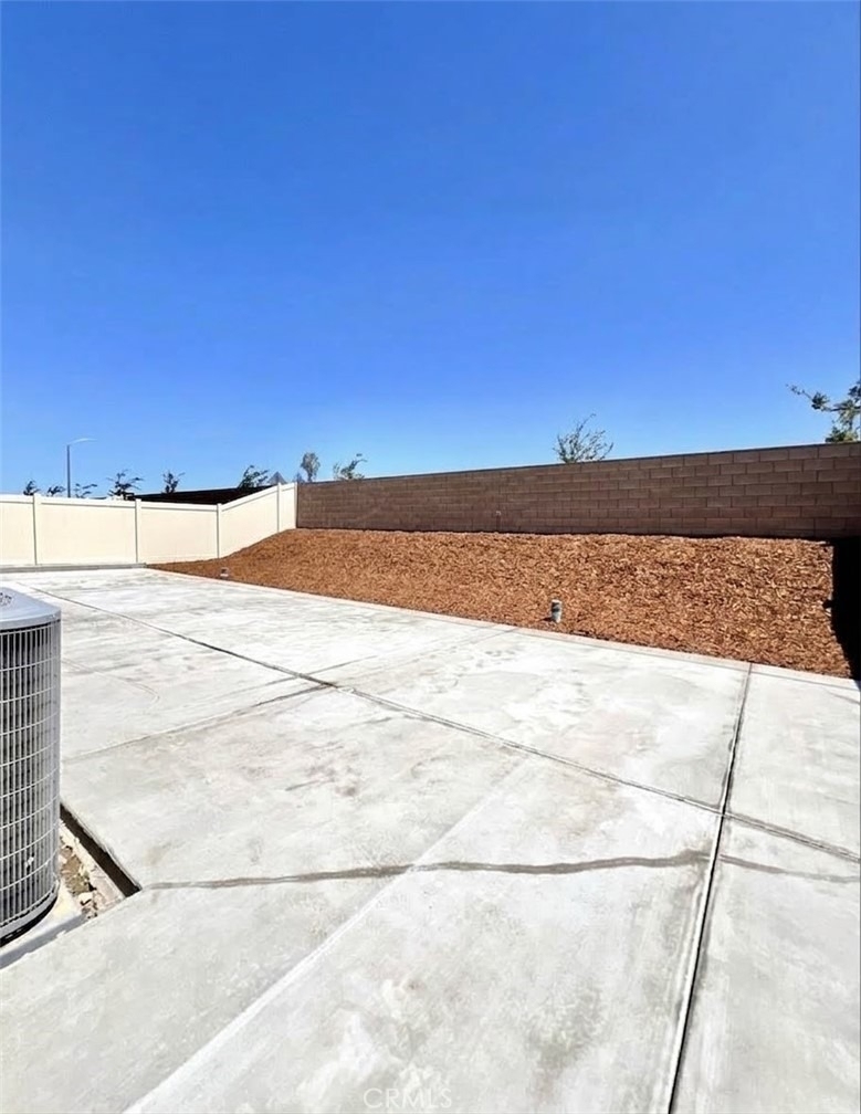 9698 Babaco Street - Photo 22