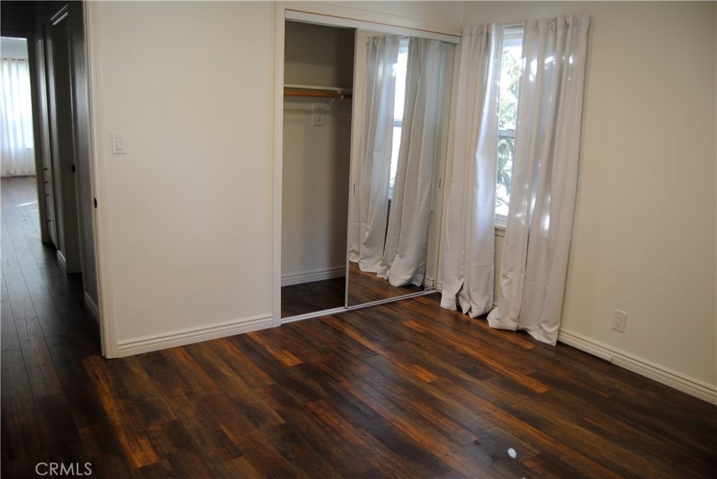 3121 Honolulu Avenue - Photo 15
