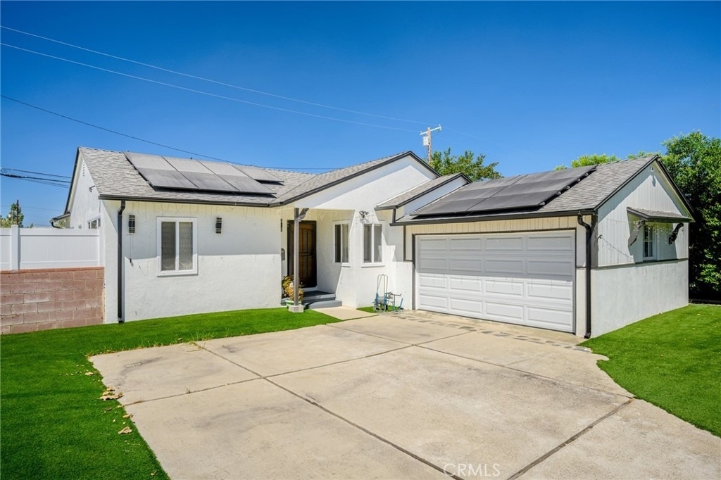 11007 Collett - Photo 0