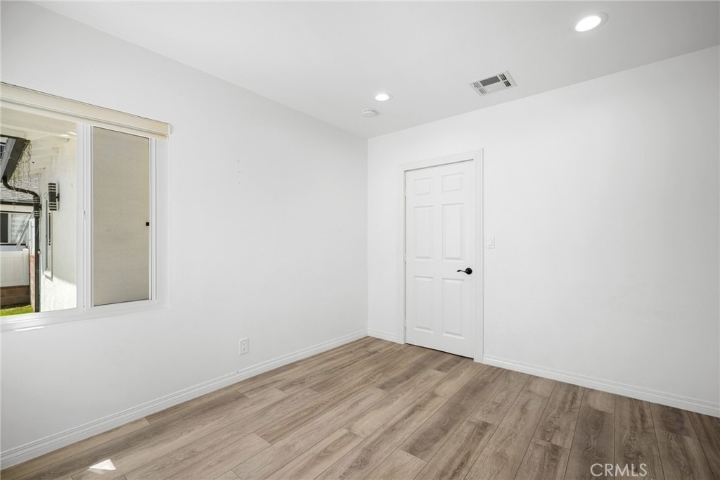 11007 Collett - Photo 18