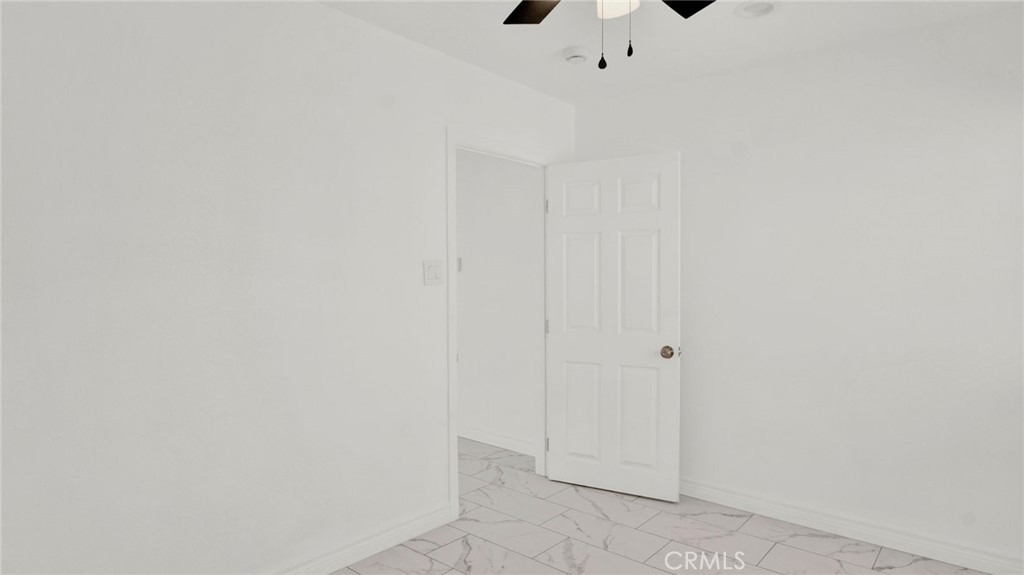 2239 W Lincoln Street - Photo 12