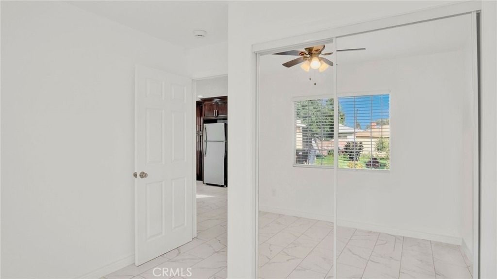 2239 W Lincoln Street - Photo 20