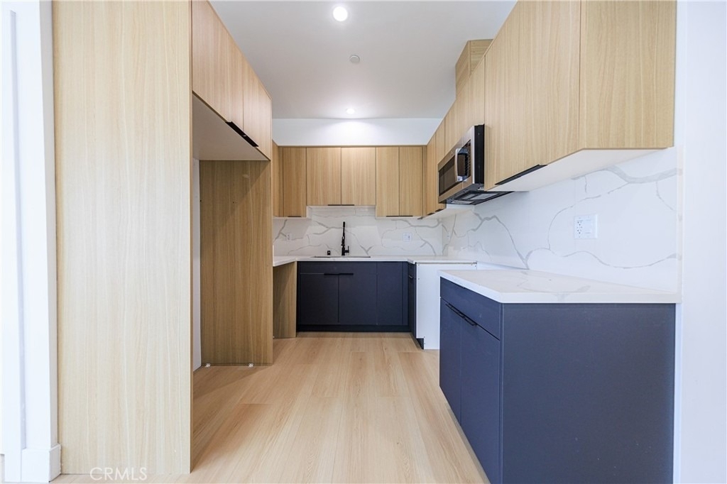 1015 S. Citrus Avenue - Photo 11