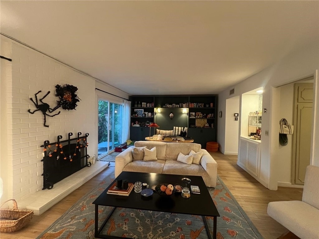 740 W Huntington Drive - Photo 6