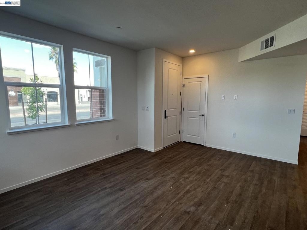 218 Church St - Photo 7