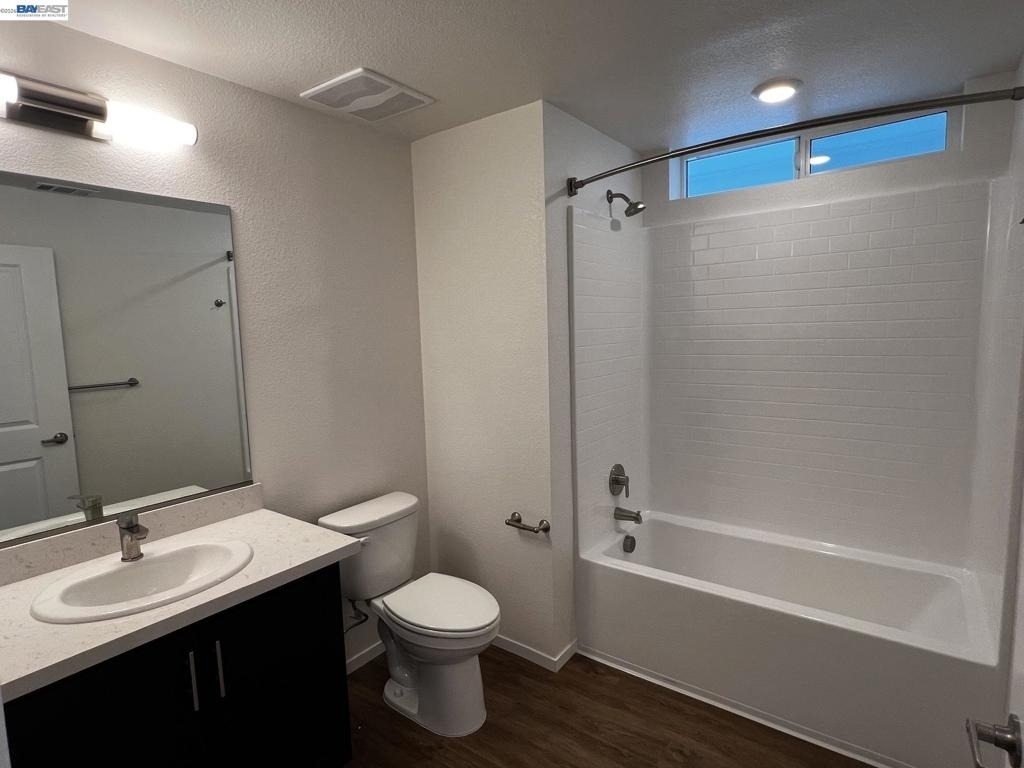 218 Church St - Photo 11