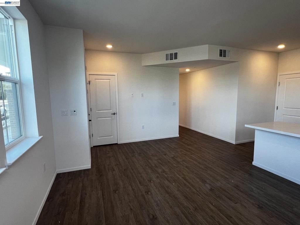 218 Church St - Photo 8