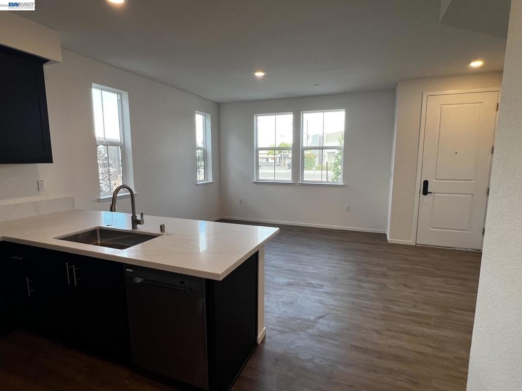 218 Church St - Photo 5