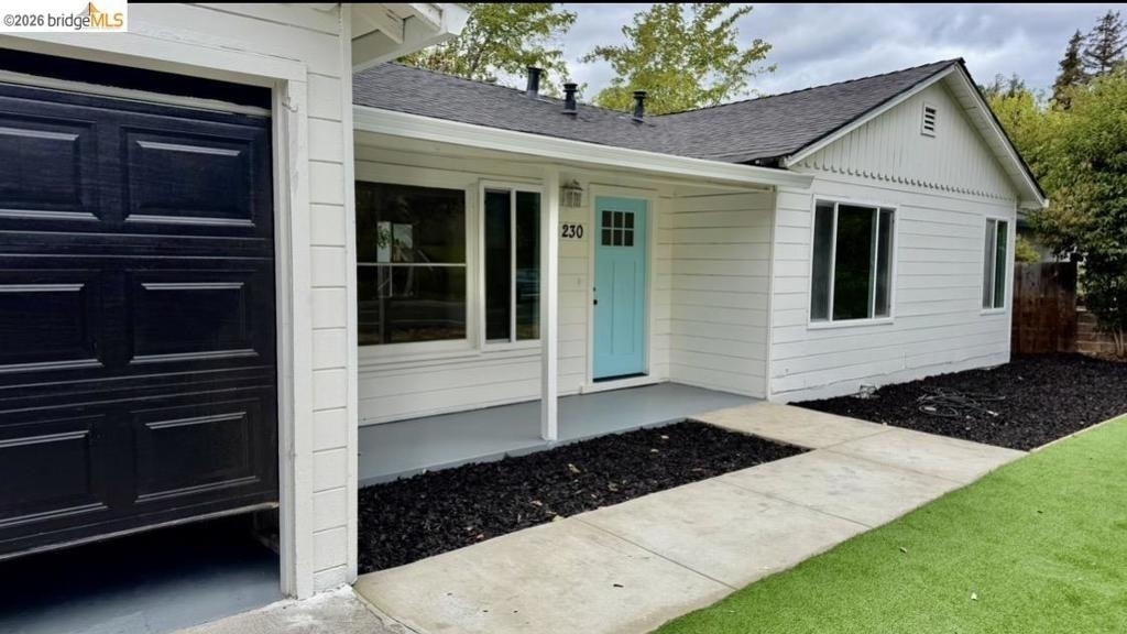 230 Cleaveland Rd - Photo 2