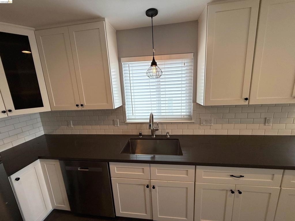 6225 Plymouth Ave - Photo 17