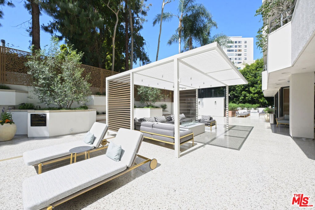 10601 Wilshire Boulevard - Photo 55