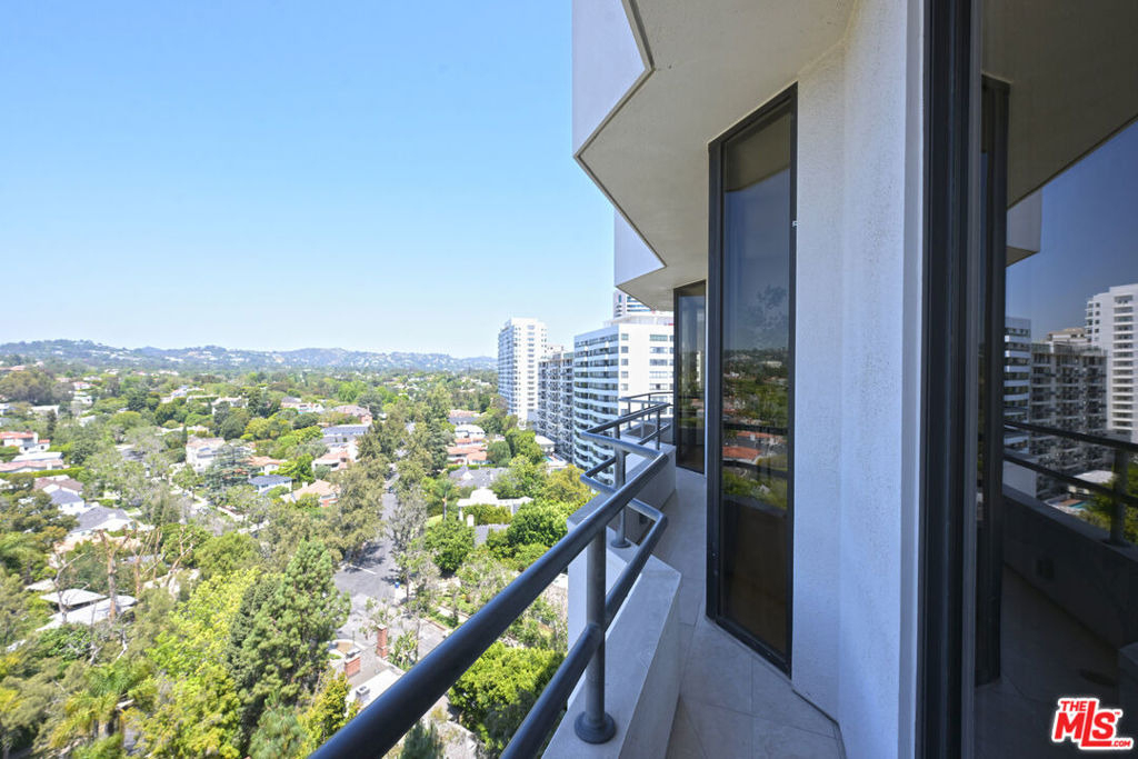 10601 Wilshire Boulevard - Photo 22