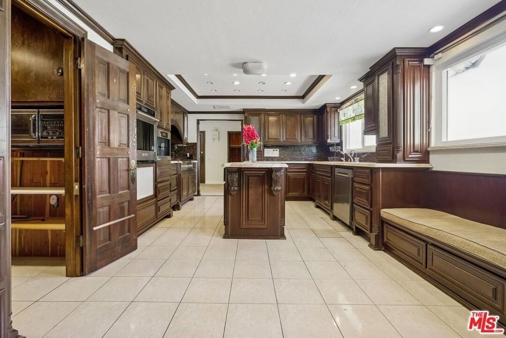 13716 Penn Street - Photo 60
