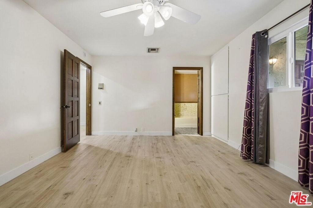 13716 Penn Street - Photo 49
