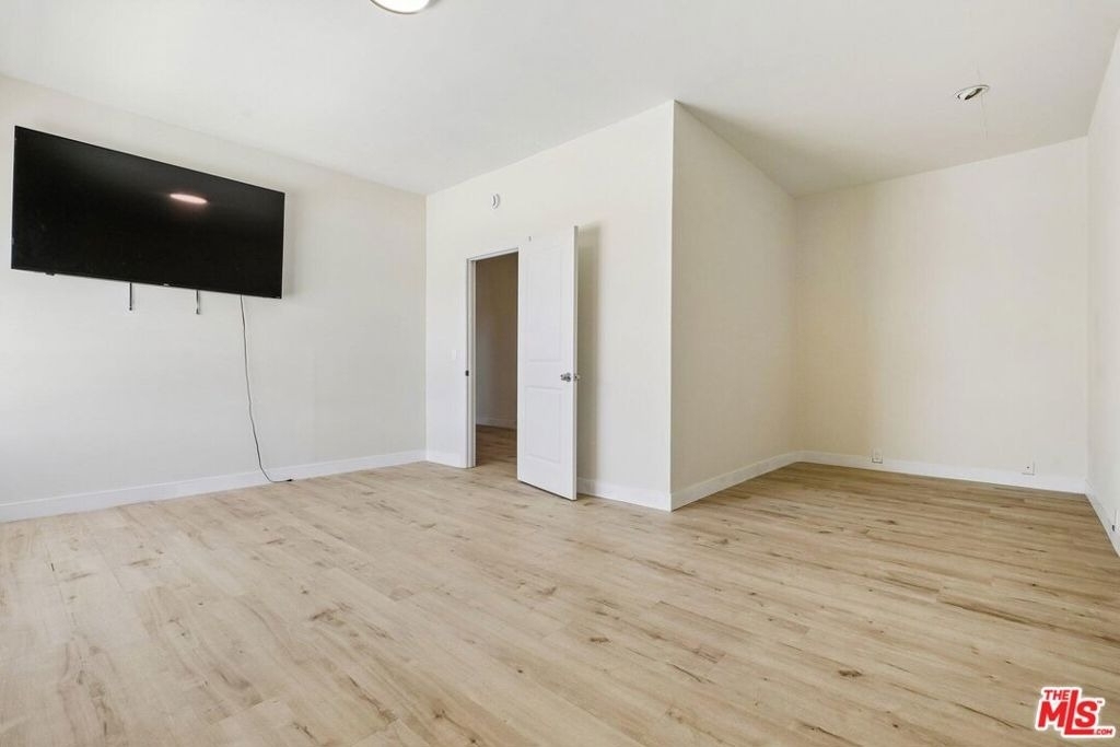 13716 Penn Street - Photo 44