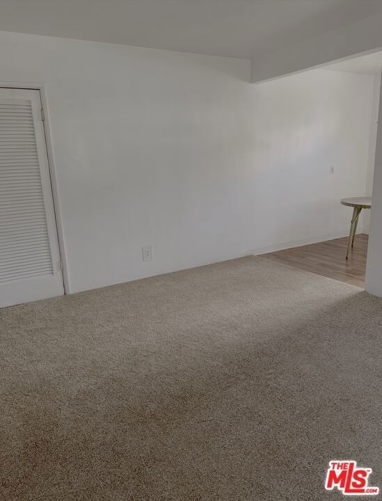 5951 Carlton Way - Photo 3