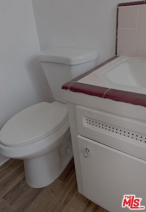 5951 Carlton Way - Photo 11