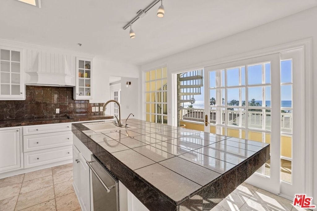 25 Arcadia Terrace - Photo 12
