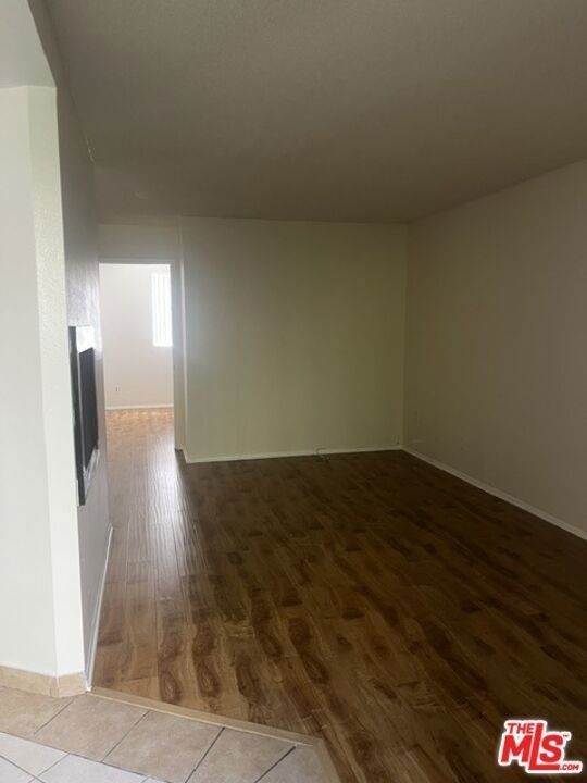 10540 Balboa Boulevard - Photo 5