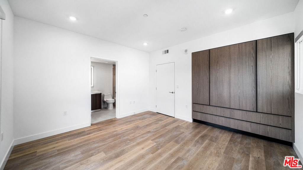 5153 Maplewood Avenue - Photo 27