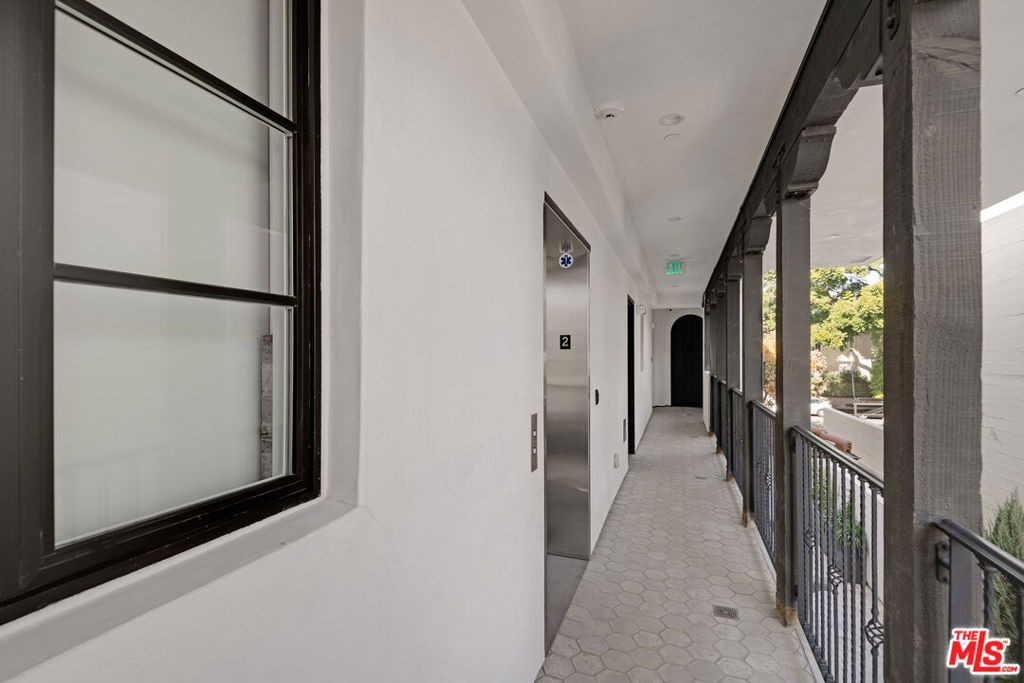 7914 Norton Avenue - Photo 4