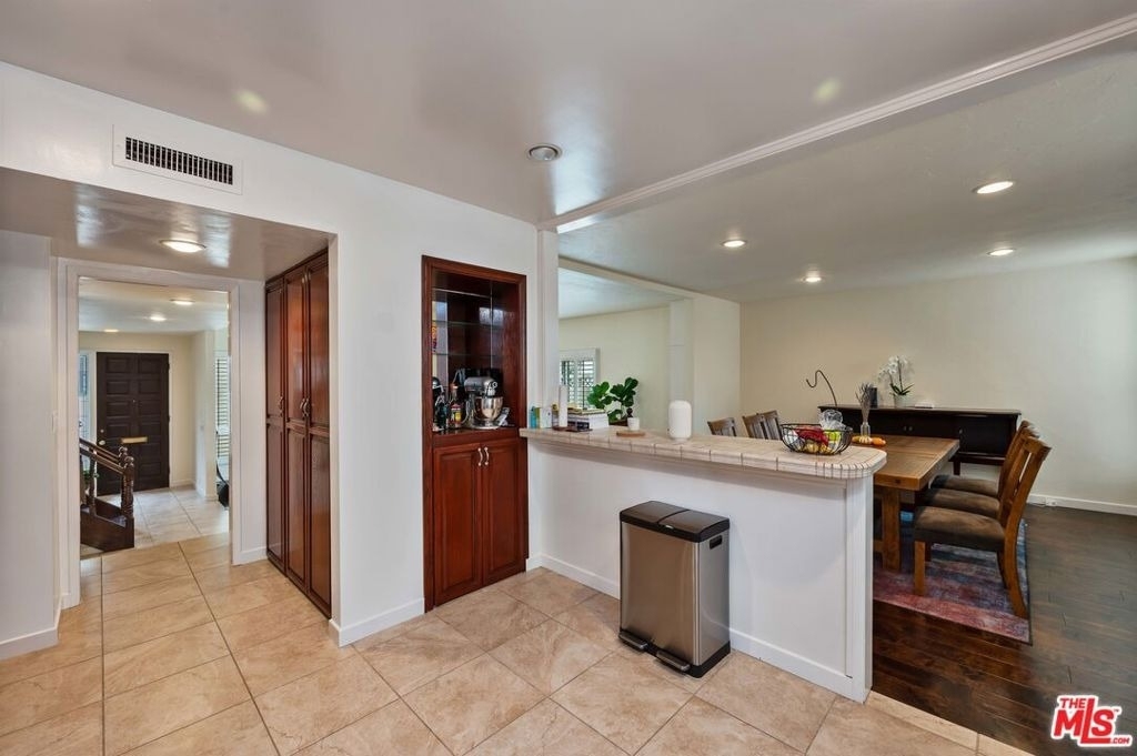 12336 Montana Avenue - Photo 10