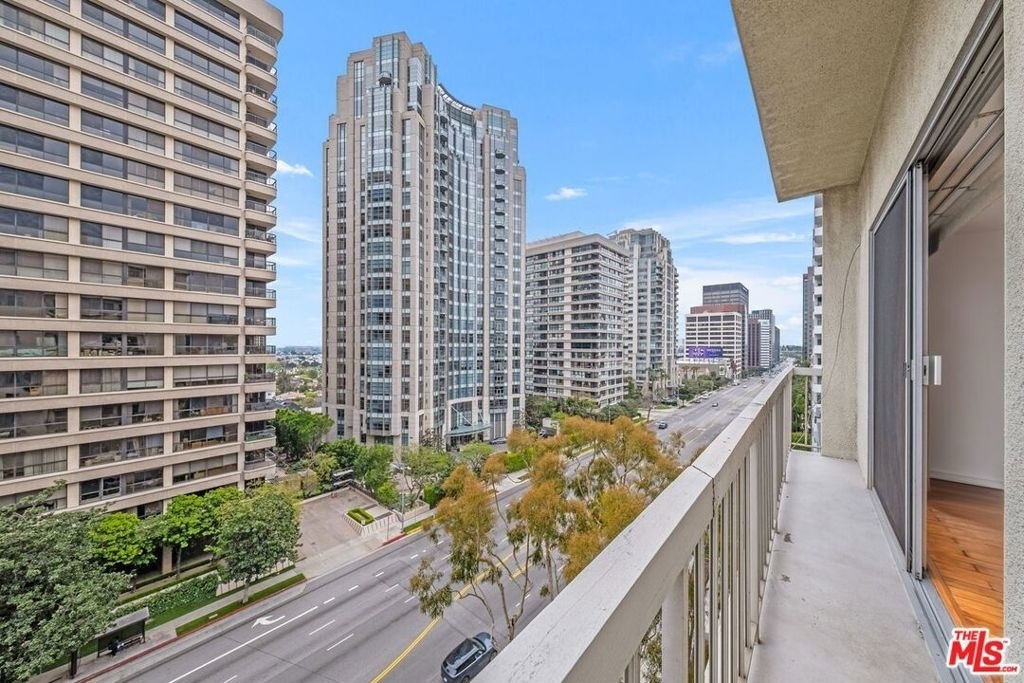 10751 Wilshire Boulevard - Photo 15